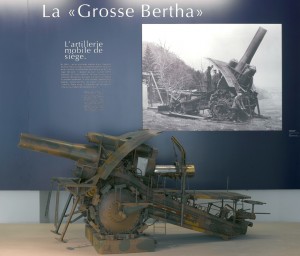 Maquette de la "Grosse-Bertha". Vue de la salle Joffre dans les espaces première guerre mondiale du musée de l’Armée © Paris, musée de l’Armée