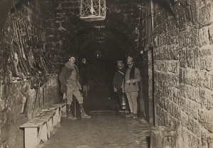 Verdun épisode 11-3 : Galerie principale du fort de Vaux, fonds Valois 