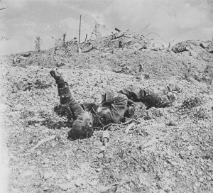 Verdun épisode 19-2 : Cadavre d'une soldat Allemand, Anonyme - © Musée de l'Armée