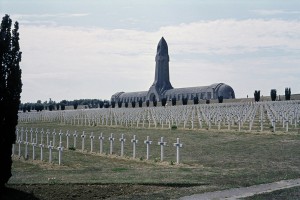 Verdun épisode 26-1 : La nécropole nationale et l'ossuaire de Douaumont, Agence BPK